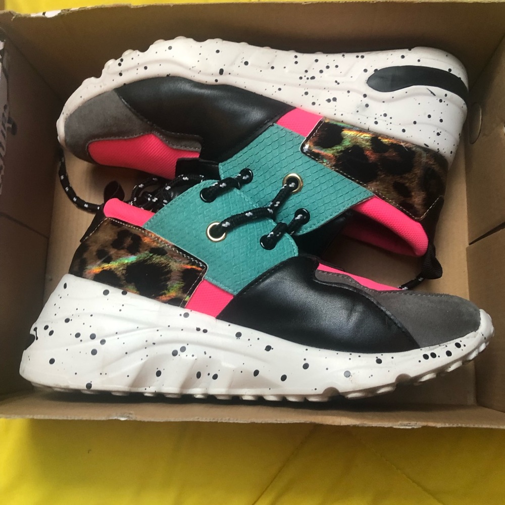 Multi colored stylish tennis shoes!